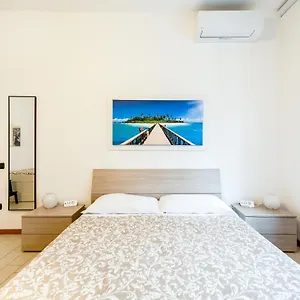 https://appartamento-aliceleo.it-lombardy.com